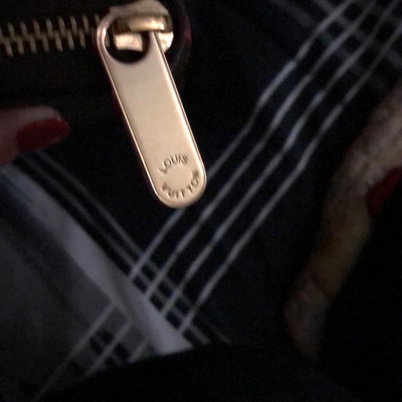 Louis Vuitton Limited Edition Wallet - Picture 5 of 8